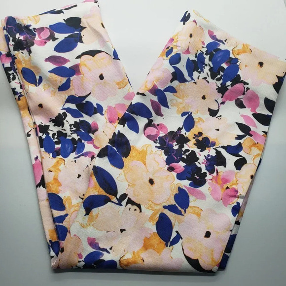 Women's Leggings - Picture 1 of 3